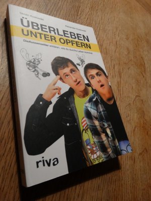 gebrauchtes Buch – Koslowski, Alexander; Koslowski – Überleben unter Opfern - Die Aussenseiter erklären, wie du durchs Leben kommst