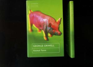 gebrauchtes Buch – Goerge Orwell – Animal Farm. A fairy story.