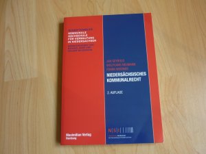 gebrauchtes Buch – Seybold, Jan; Neumann – Niedersächsisches Kommunalrecht