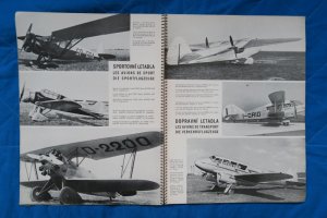 Bulletin. Flugzeuge. 2 Bde. Prag, Eigenverlag, 1937. 21,5 x 24 cm. * Mit 2 Farbtafeln und sehr zahlr. Abb. * 22 Bl.; 35 Bl. Goldgepr. Orig.-Brosch. mit […]