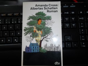 gebrauchtes Buch – Amanda Cross – Albertas Schatten  -Spannender Roman -