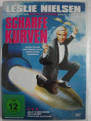 neuer Film – David Lewis – Scharfe Kurven - Leslie Nielsen, der nackte Kanone Star - Porsche geklaut