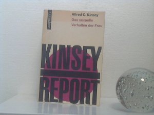 antiquarisches Buch – Kinsey, Alfred C – Das sexuelle Verhalten der Frau. [Vom Verf. autoris. Übers. aus d. Amerikan. von M. Baacke [u.a.].  (= Fischer Paperbacks).