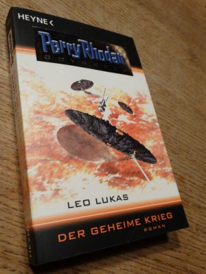 gebrauchtes Buch – Leo Lukas – Der geheime Krieg. Perry Rhodan - Odyssee 2