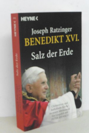 gebrauchtes Buch – emeritus Benedikt XVI – Salz der Erde - Christentum und katholische Kirche im neuen Jahrtausend. Ein Gespräch mit Peter Seewald