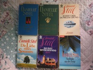 15 x Danielle Steel