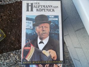 Heinz Rühmann in:" Der Hauptmann von Köpenick", "Klassiker"  Martin Held, VHS-Ksassette