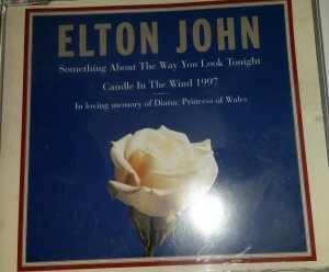 gebrauchter Tonträger – Elton John – Something About The Way You Look Tonight