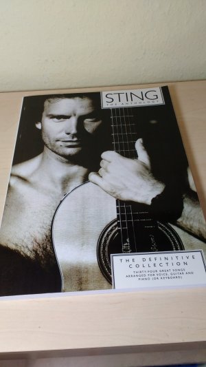 gebrauchtes Buch – STING - THE ANTHOLOGY