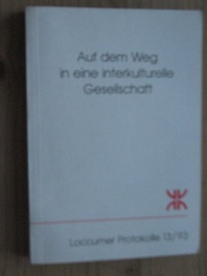 Auf den Weg in eine interkulturelle Gesellschaft - Politische und rechtliche Lösungsmodelle im europäischen Kontext I: Flüchtlinge und Einwanderung in Italien, Schweiz und Deutschland