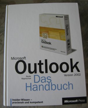 gebrauchtes Buch – Beate Majetschak – Microsoft Outlook Version 2002 - Das Handbuch