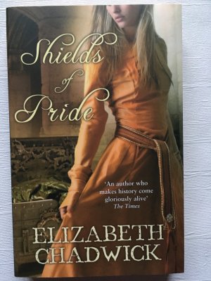 gebrauchtes Buch – Elizabeth Chadwick – Shields of Pride