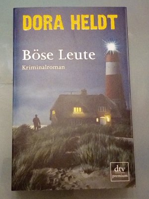 gebrauchtes Buch – Dora Heldt – Böse Leute