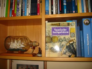 gebrauchtes Buch – Jon Baddeley – Nautische Antiquitäten Edition Maritim