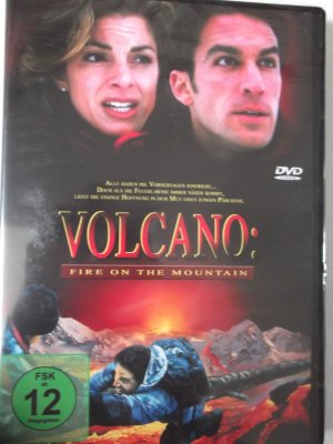 gebrauchter Film – Graeme Campbell – Volcano - Fire on the Mountain - Ausbruch Vulkan, Berg in Flammen - Ski Paradies gebrauchter Film – Graeme Campbell – Volcano - Fire on the Mountain - Ausbruch Vulkan, Berg in Flammen - Ski Paradies
