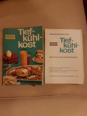 Tiefkühlkost - Dr. Oetker Kochbuch . Mit Anleitung zum Heimgefrieren . Bearb. von d. Versuchsküche d. Firma Dr. August Oetker, Bielefeld