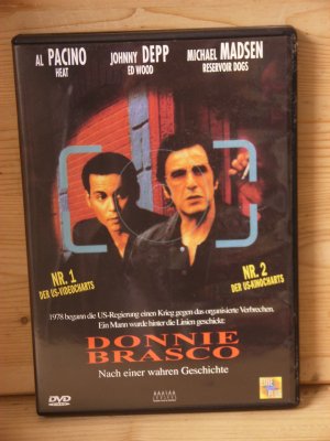 gebrauchter Film – mike newell – "donnie brasco" 1978 begann die us-regierung einen krieg gegen das organisierte verbrechen. und ein mann wurde hinter die linien geschickt: donnie brasco.nach einer wahren geschichte