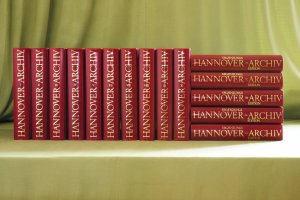 Hannover Archiv, komplett in 15 Bänden + Schallplatte zur Historie