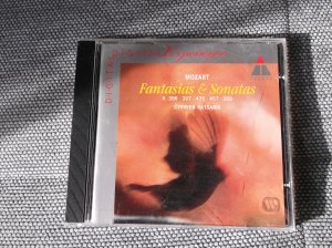 Mozart: Fantasias & Sonatas, Klaviermusik