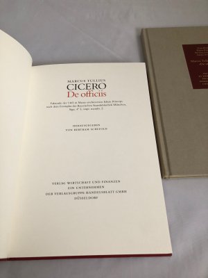 gebrauchtes Buch – Cicero, Marcus Tullius – De officiis - Faksimile der 1465 in Mainz erschienenen Editio Princeps (Inkl. Begleitband)