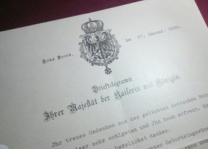 gebrauchtes Buch – Kaiser Wilhelm II – Konvolut Original-Autographen und Dokumente des Kaiserlichen Hauses //  convolut original autographs by the german emperor Wilhelm II and his wife Hermine