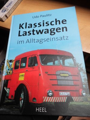 Klassische Lastwagen im Alltagseinsatz