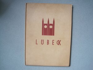 Lübeck. Achtzig photographische Aufnahmen von Albert Renger-Patsch. Mit einer Einleitung von Carl Georg Heise. Im Auftrage der Nordischen Gesellschaft […]