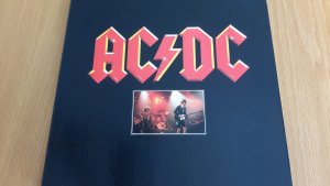 AC/DC