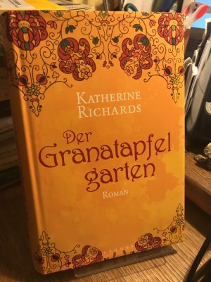 Der Granatapfelgarten. Roman. Aus d. Amerikan. Englisch v. Marion Balkenhol.