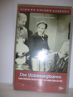 gebrauchter Film – Artur Pohl – Die Unbesiegbaren. Gegen Bismarck, für die Freiheit - die frühen Jahre der SPD