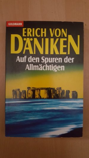 gebrauchtes Buch – Däniken, Erich von – Auf den Spuren der Allmächtigen