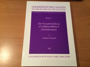 Die Hausentwicklung im Mittelneolithikum Zentraleuropas