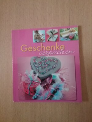 gebrauchtes Buch – Geschenke verpacken