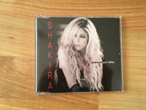 gebrauchter Tonträger – Shakira – Shakira - Underneath your clothes