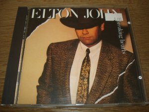 gebrauchter Tonträger – Elton John – Breaking Hearts