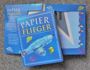 gebrauchtes Spiel – Nick Robinson – Papierflieger, Faltvorlagen inkl. Anleitungen im Buch (Origami)