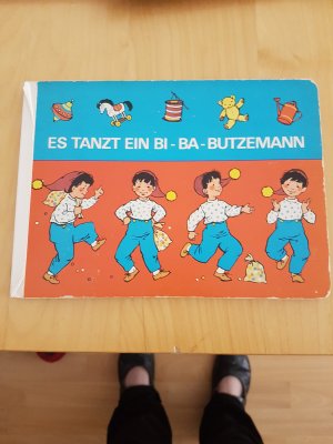 Es tanzt ein Bi-Ba-Butzemann