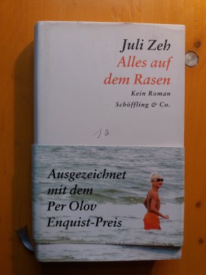 gebrauchtes Buch – Juli Zeh – Alles auf dem Rasen (Hardcover Ausgabe) - Kein Roman mit Buchbinde