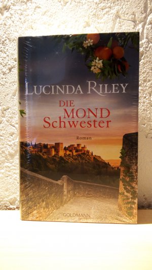 gebrauchtes Buch – Lucinda Riley – Die Mondschwester