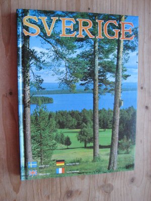 Sverige - 4 sprachig:  Schwed. - Engl. - Dt. - Franz.