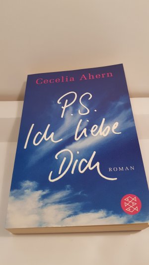 gebrauchtes Buch – Cecelia Ahern – P.S. Ich liebe Dich