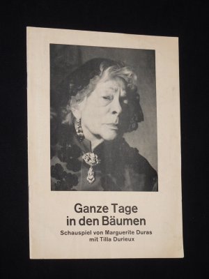 Programmheft Schweizer Tournee-Theater Gebr. Grabowsky Basel um 1968. GANZE TAGE IN DEN BÄUMEN von Marguerite Duras. Insz.: Edgar Walther, Bühnenbild: […]