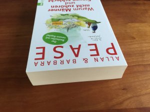 gebrauchtes Buch – Pease, Allan & Barbara – Warum Männer nicht zuhören und Frauen schlecht einparken - Ganz natürliche Erklärungen für eigentlich unerklärliche Schwächen