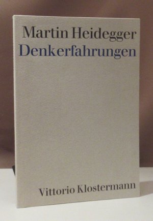 Denkerfahrungen. 1910 - 1976. Hrsg. von Hermann Heidegger.