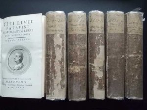 T. Livii Historiarum Libri Qui Supersunt Omnes.