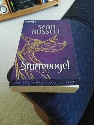 gebrauchtes Buch – Sean Russell – Sturmvogel - Das verlorene Königreich Band 3