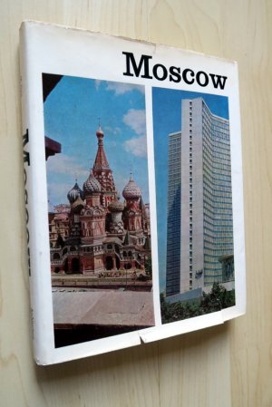 antiquarisches Buch – M Ilyin – Moscow. Architecture and Monuments.