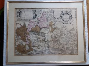 Karte der Niederlausitz Original altkolorierter Kupferstich um 1707 Gebiet: Guben, Cottbus, Luckau, Sonnewalde, Peitz, Doberluck, Spremberg, Lübben, Sorau […]