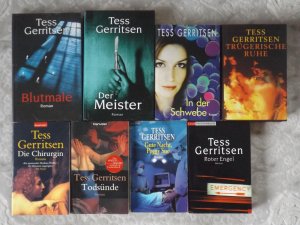 11 x Tess Gerritsen (darunter 6 x Rizzoli & Isles )