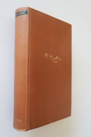 Kafka, Frz. Das Schloss. Roman. Erste Ausgabe des von Max Brod herausgegebenen Buches. Berlin, Schocken Verlag, 1935. 425 S. Brauner original Leineneinband […]